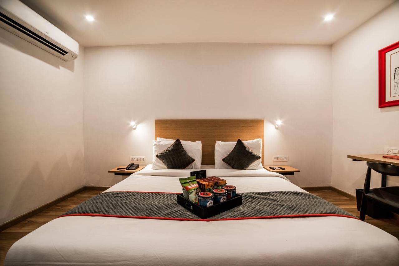 Oyo Townhouse 086 Pankha Road Hotel New Delhi Exterior photo